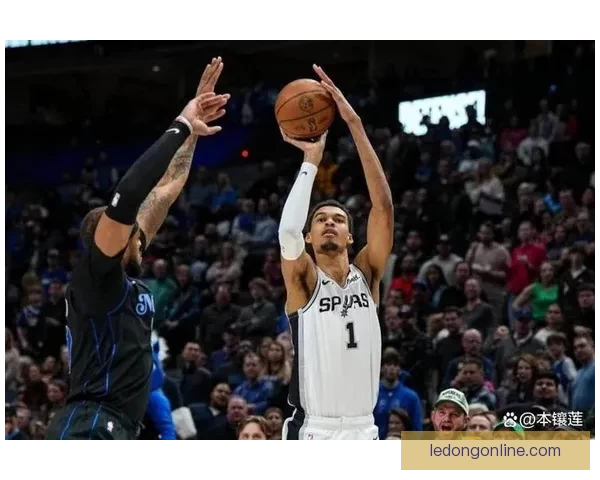 文班亚马坦言渴望争夺MVP 马刺虽缺季后赛经验仍全力冲击总冠军